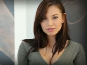 外國妞第一視角揉乳手淫