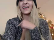 外國妞摳穴高潮噴尿