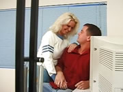 當我的男朋友不在這裡時