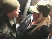 北歐蕩婦野營和兩個猛男多體位激情打樁