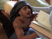 金髮妞給壯男舔穴和忘我吹簫